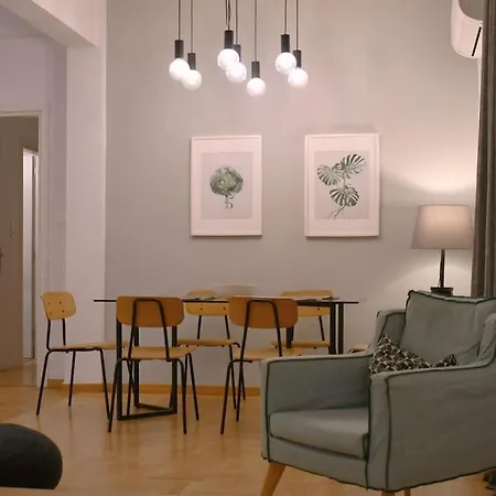 Apartment Flat Near Acropolis Hill *